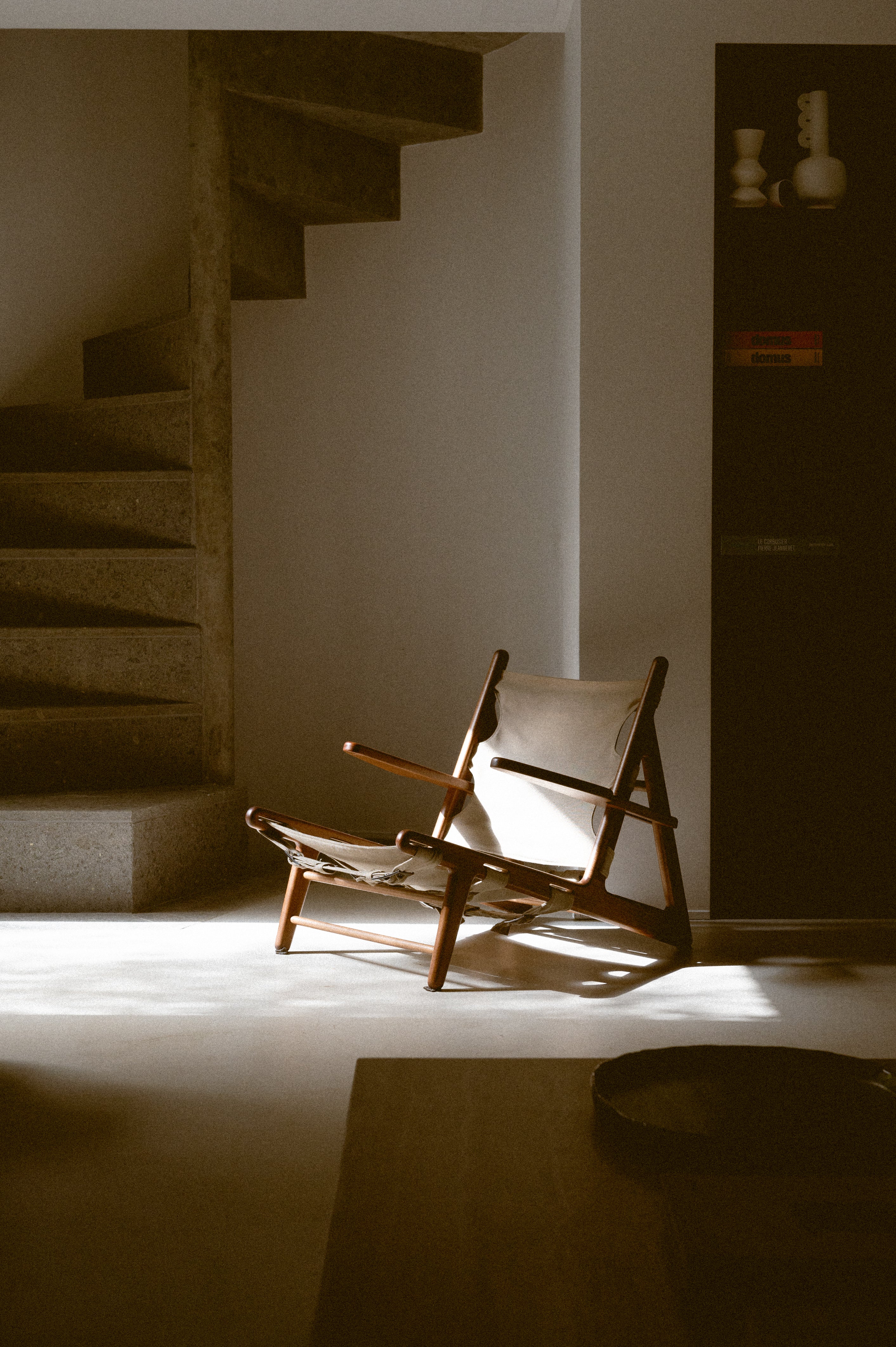 the_sanctuary_home_ecommerce_prodotti_furnitures_ceramics_ritual_holders_mobili_ceramiche_incensi_sedie_tavoli_vasi_cup_eco_retreat_roma_milano