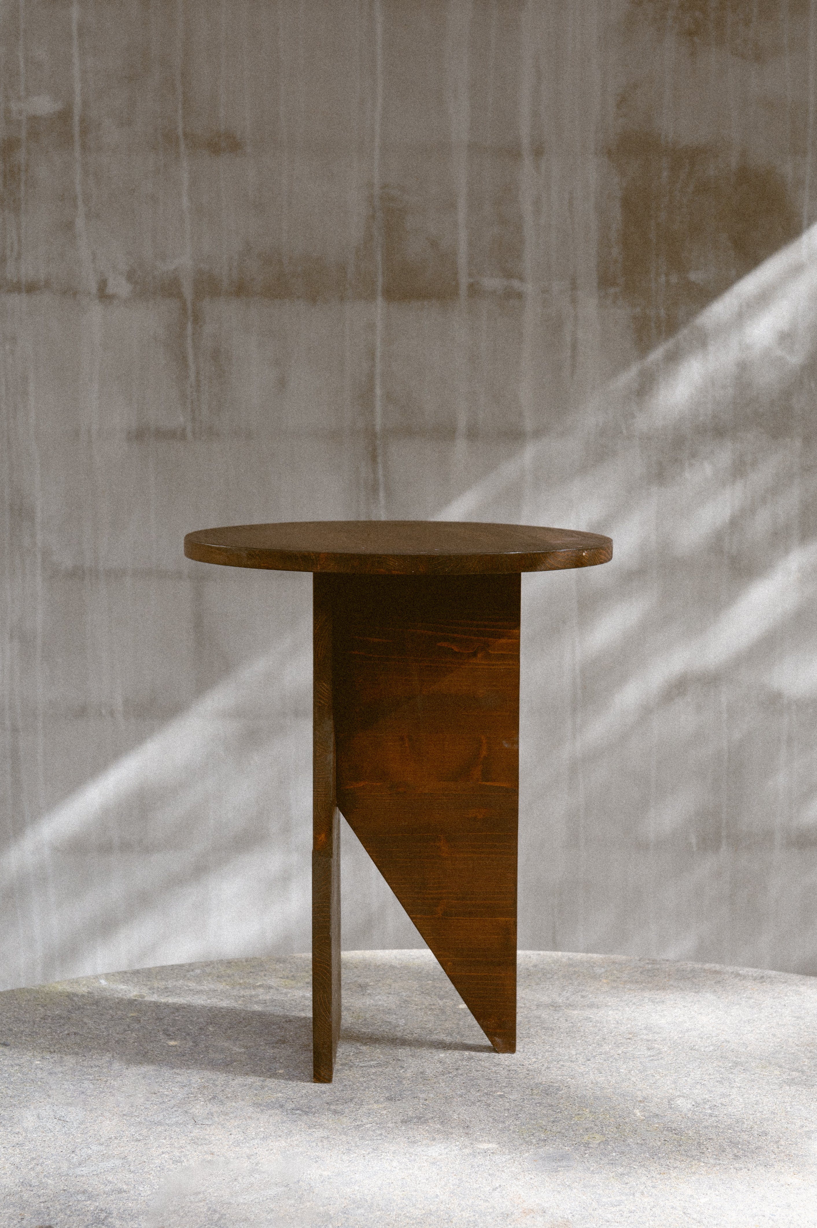 the_sanctuary_home_ecommerce_prodotti_furnitures_ceramics_ritual_holders_mobili_ceramiche_incensi_sedie_tavoli_vasi_cup_eco_retreat_roma_milano