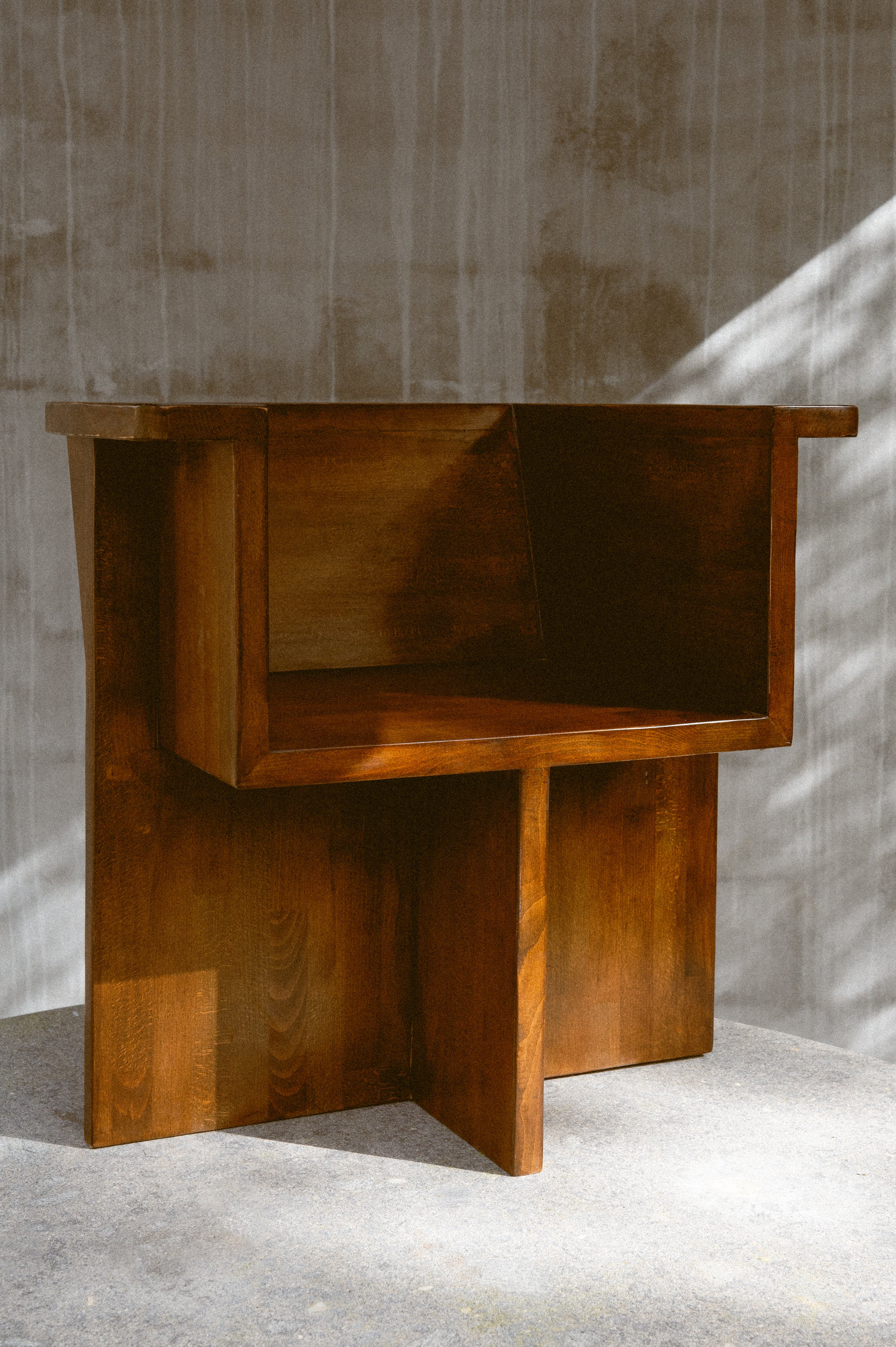 the_sanctuary_home_ecommerce_prodotti_furnitures_ceramics_ritual_holders_mobili_ceramiche_incensi_sedie_tavoli_vasi_cup_eco_retreat_roma_milano