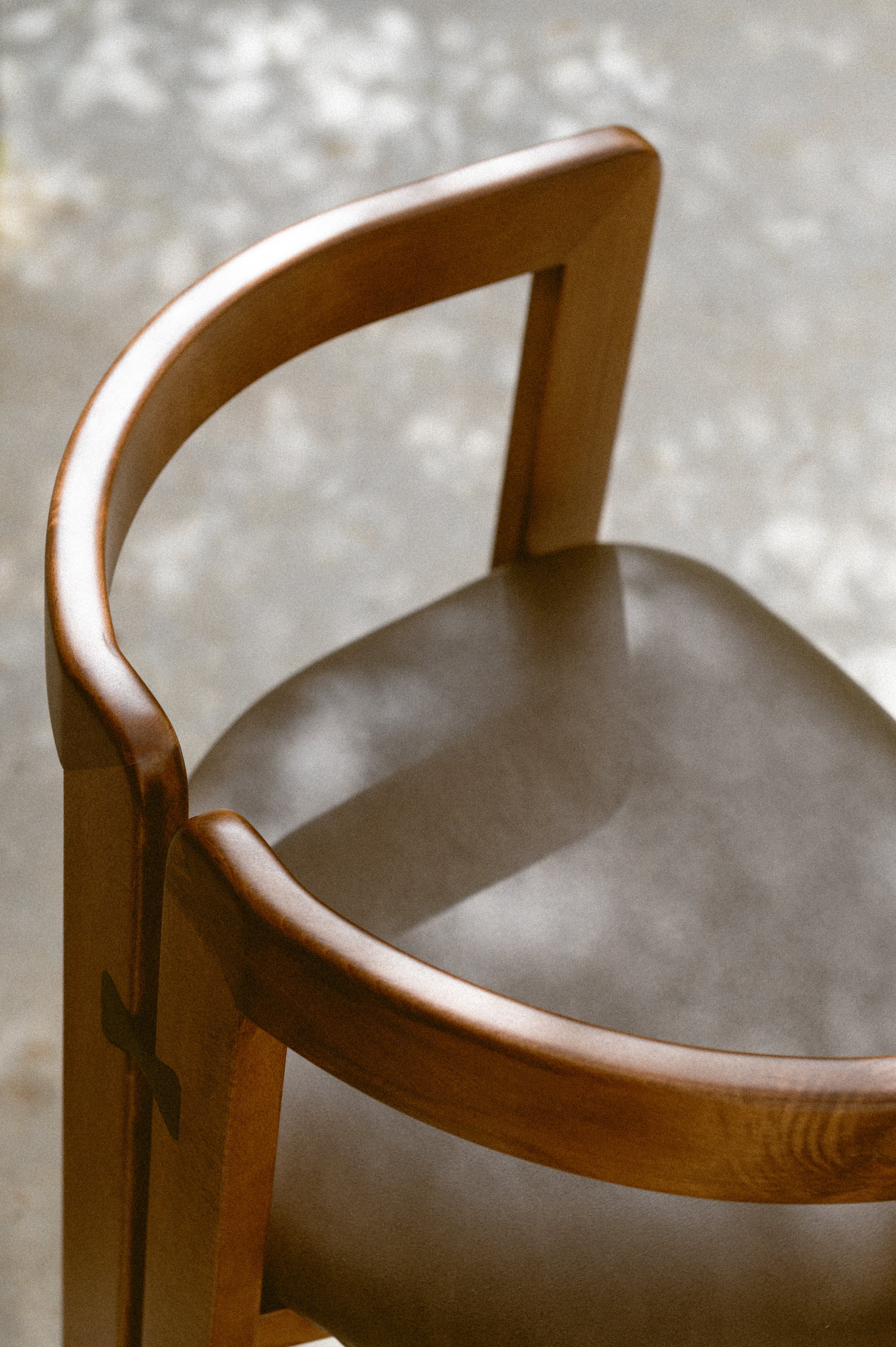 the_sanctuary_home_ecommerce_prodotti_furnitures_ceramics_ritual_holders_mobili_ceramiche_incensi_sedie_tavoli_vasi_cup_eco_retreat_roma_milano